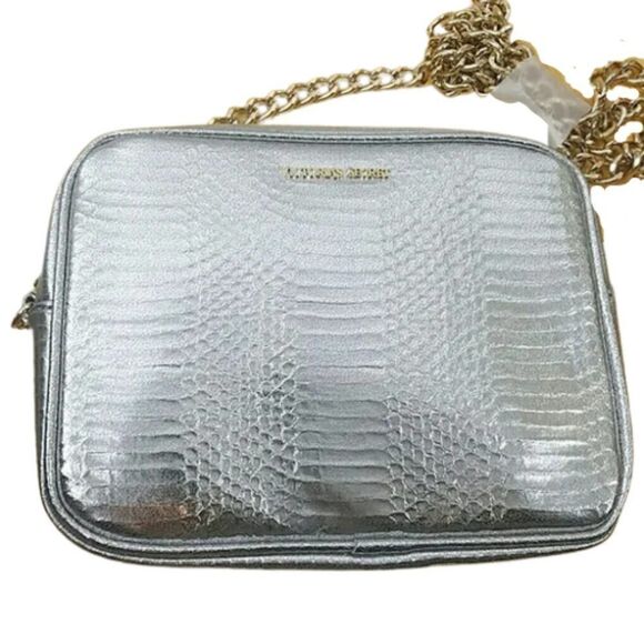 Victoria's secret shoulder bag - Picture 3 of 5